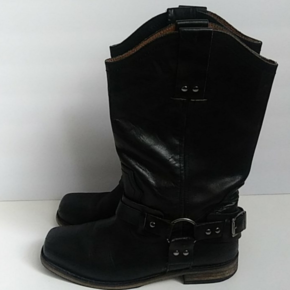 womens black leather moto boots